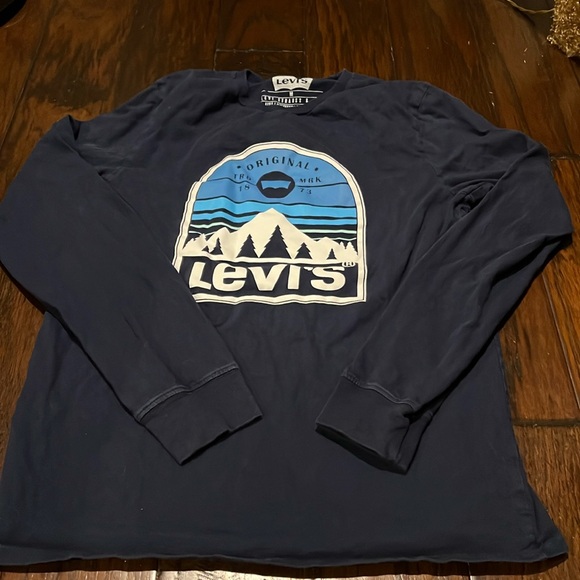 Levi's Other - Levi’s Long Sleeve Tee Shirt